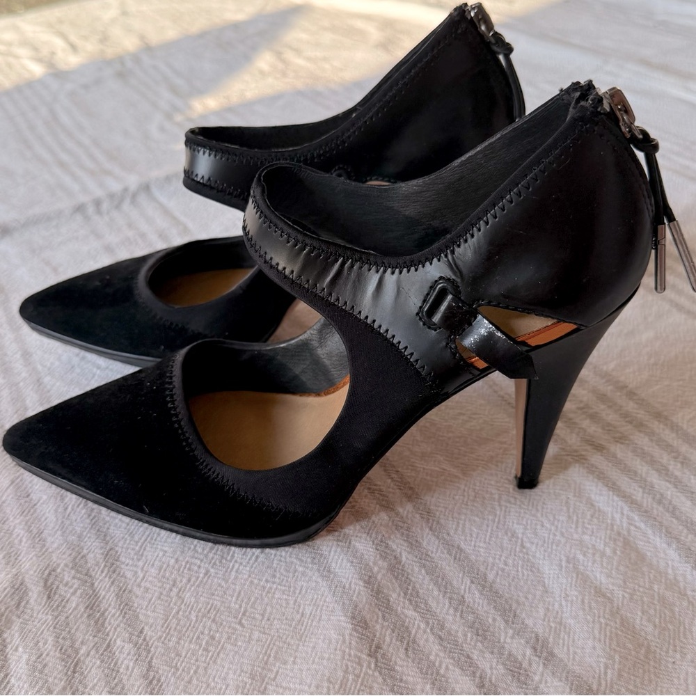 L.A.M.B Gwen Stefani black leather and suede heels
